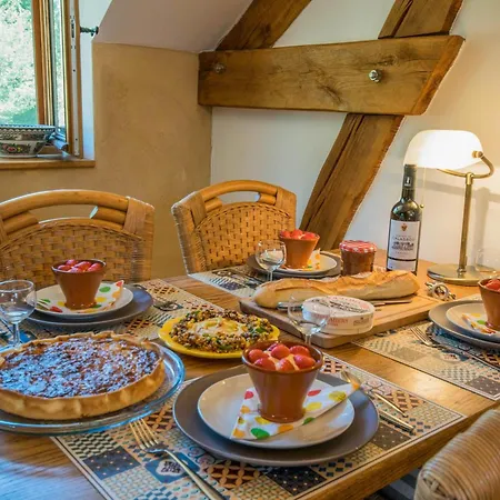 Mas Hébergement de vacances Montcabrier (Lot)