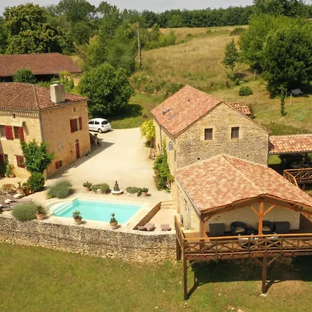 Mas Hébergement de vacances Montcabrier (Lot)